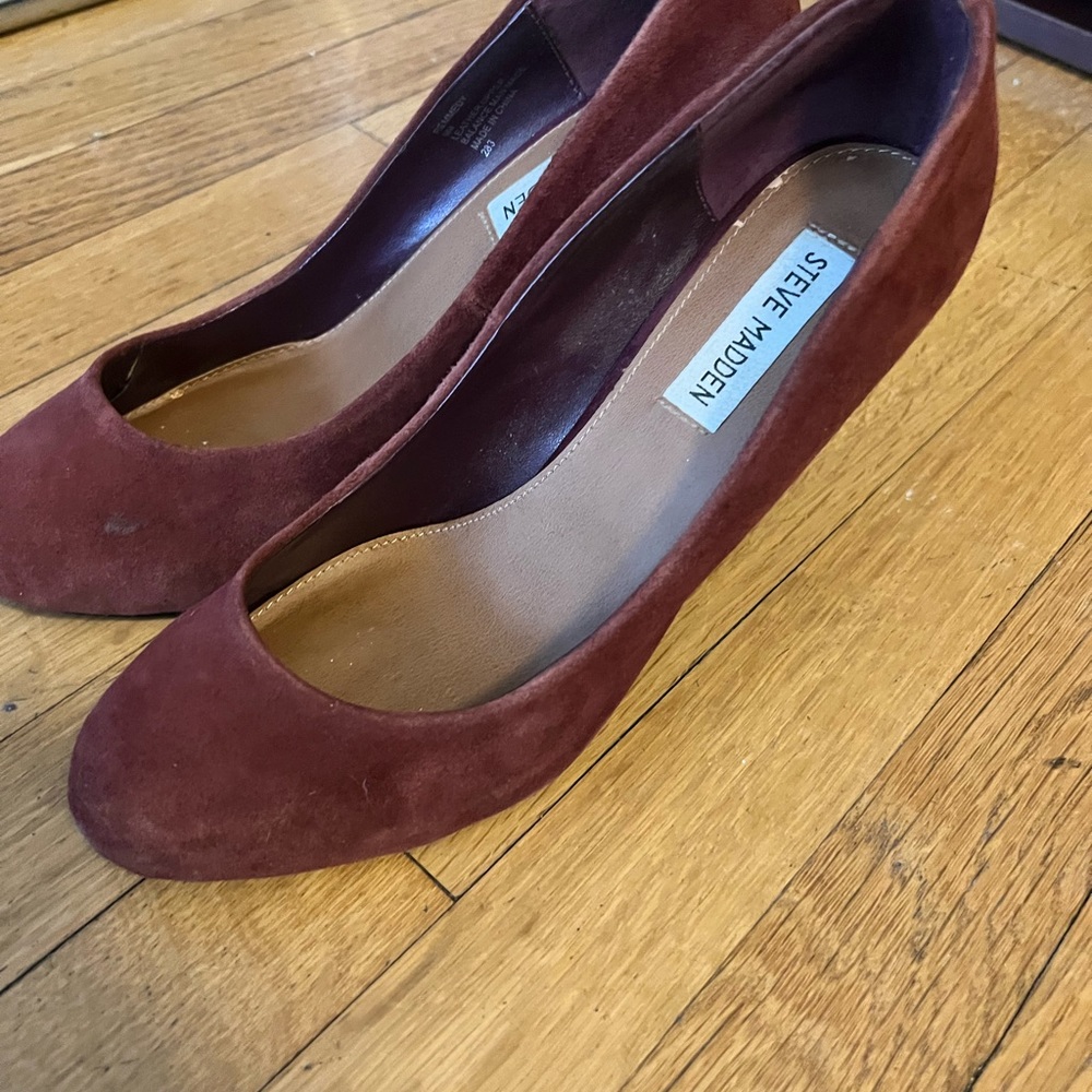 Plum color, suede shoes - Picture 7 of 7